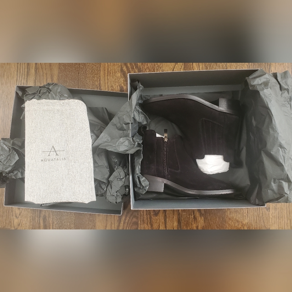 New - AQUATALIA Carmie suede boot, waterproof